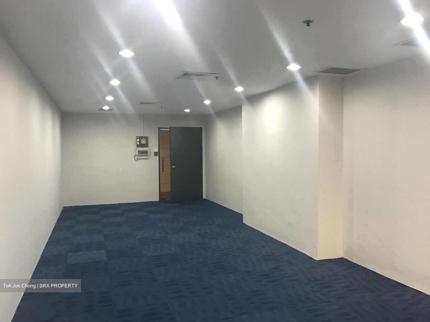 International Plaza (D2), Office #503612491